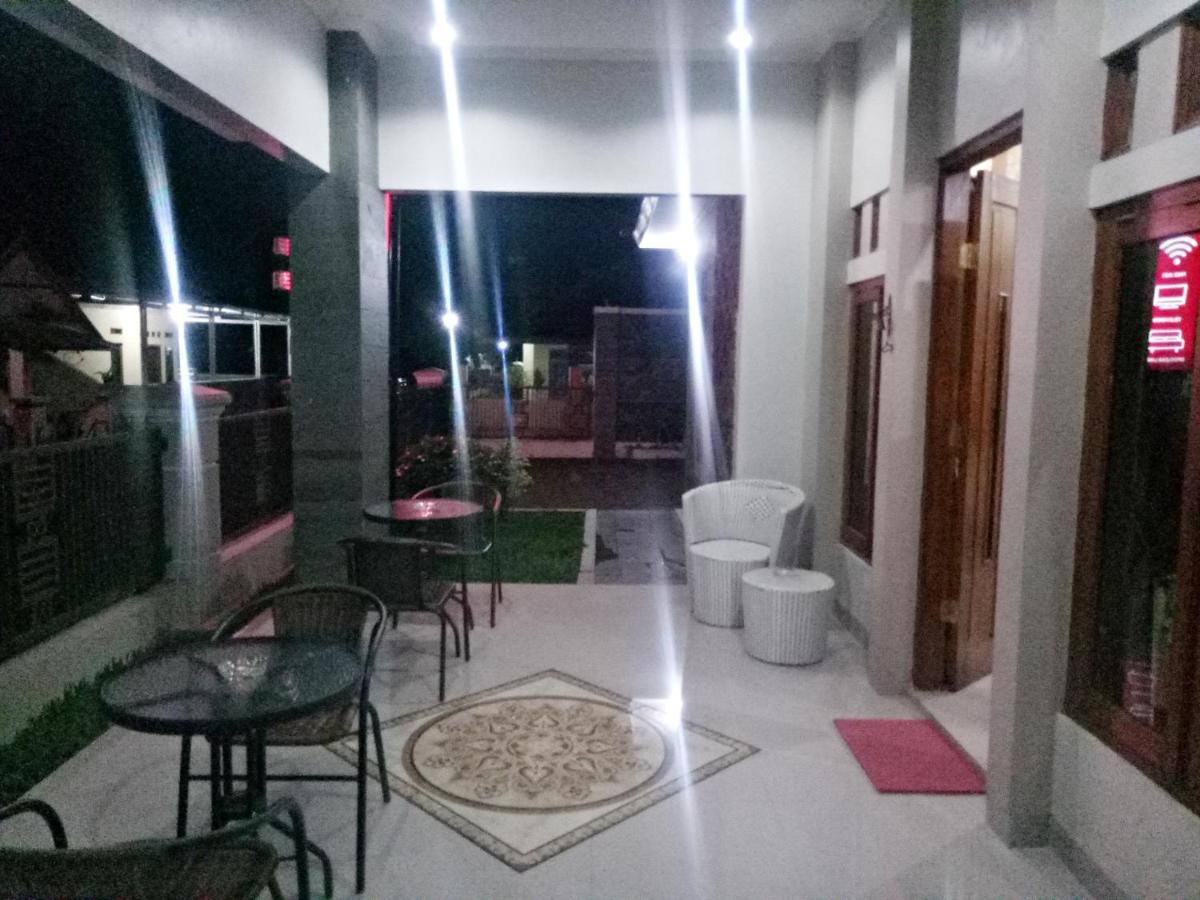 Wisma Andali Syariah Near Rsud Cideres Majalengka Exteriör bild