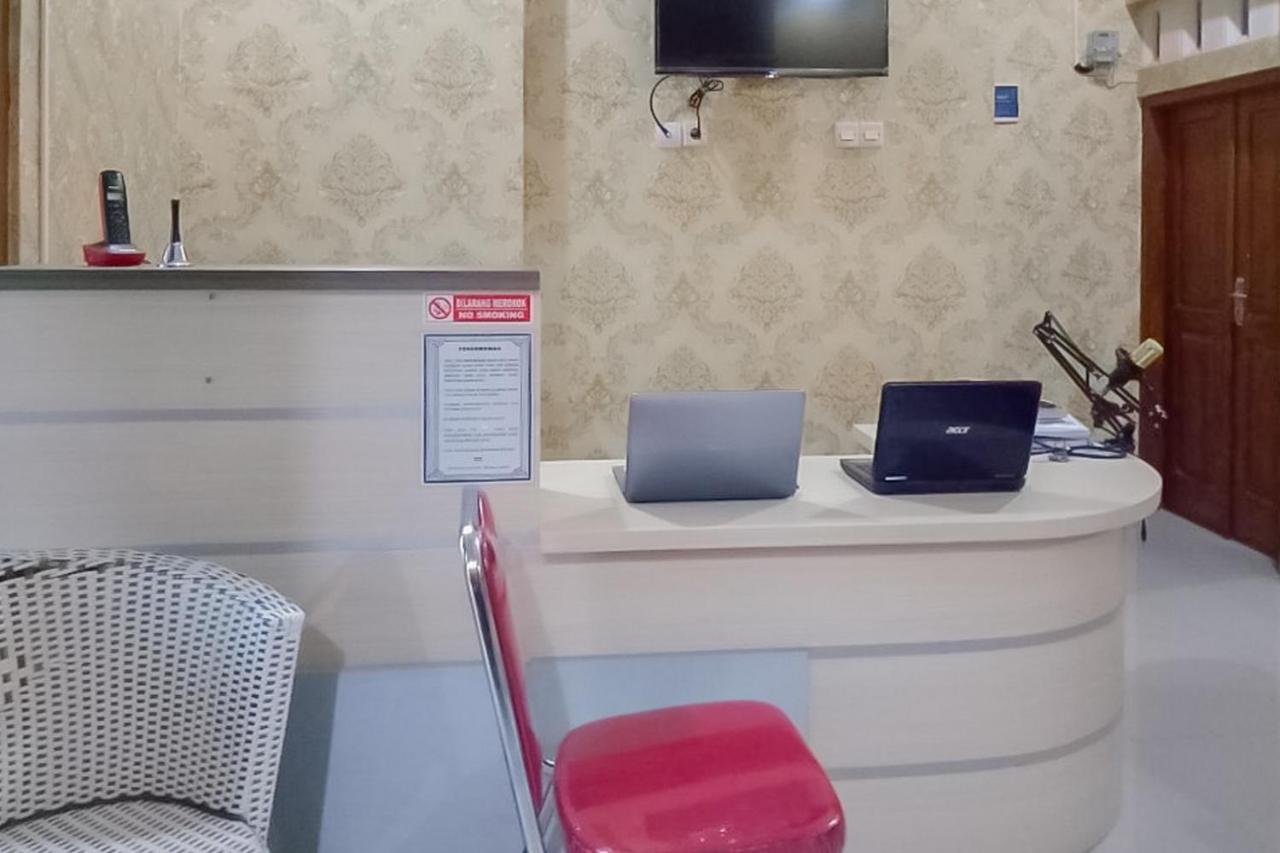 Wisma Andali Syariah Near Rsud Cideres Majalengka Exteriör bild
